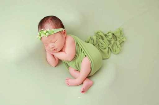 岳阳宝宝多大长牙